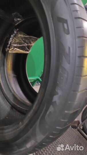 Pirelli P Zero PZ4 245/45 R19 102Y