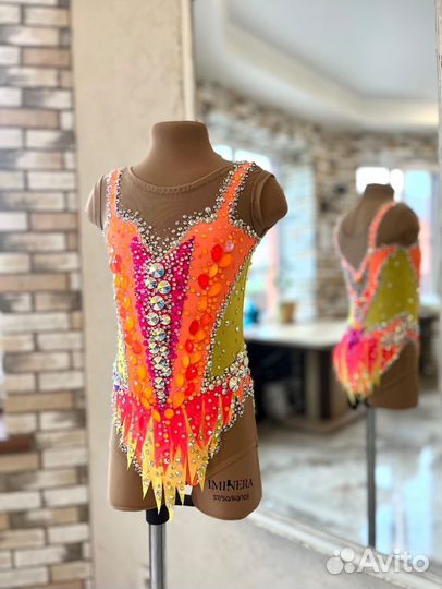 Купальник для художественной гимнастики