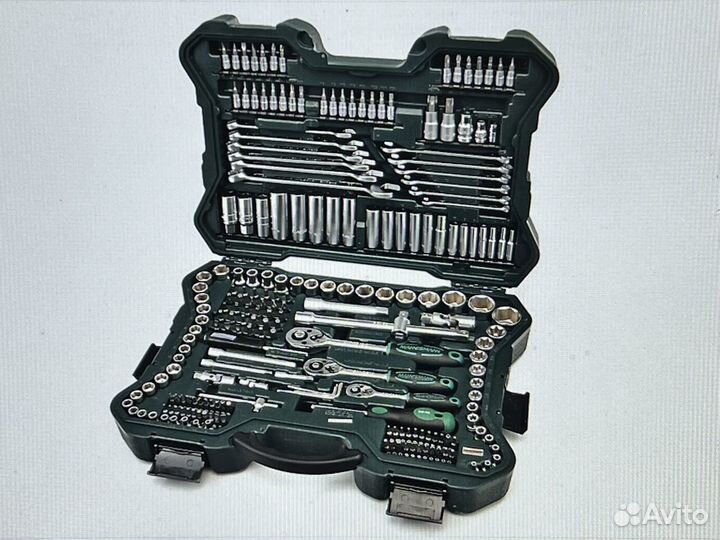 Набор проф. инструментов 215 предметов германия