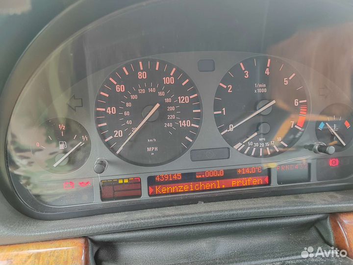 Щиток приборов BMW e38