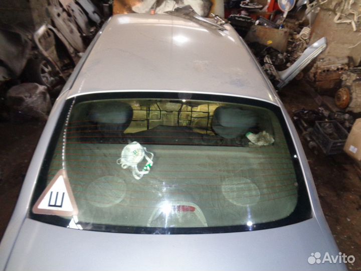 Стекло заднее Renault Symbol I рестайлинг (2002—20