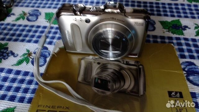 Fujifilm FinePix f550exr