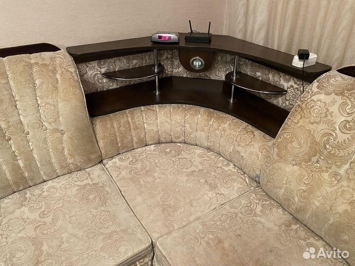 Угловой диван бу