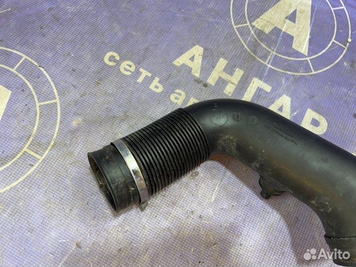 Патрубок воздушного фильтра Opel Astra H Z16XER