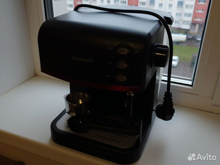 Кофеварка Scarlet