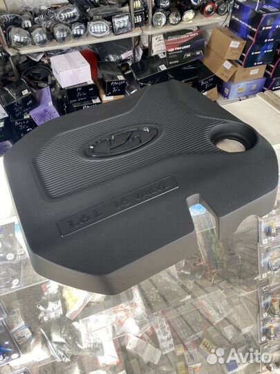 Крышка двигателя vesta 1.6 21129 экран