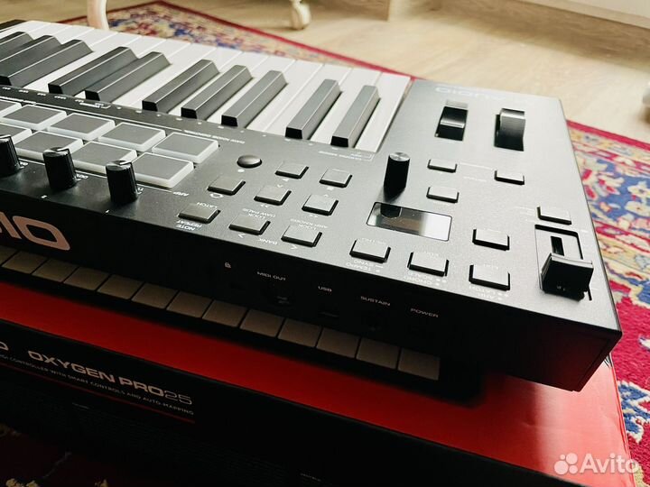 M-Audio Oxygen Pro 25