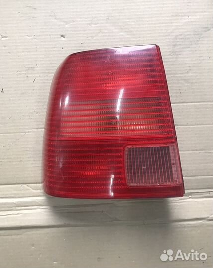 Задний фонарь левый Volkswagen Passat B5