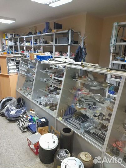 Магазин автозапчастей
