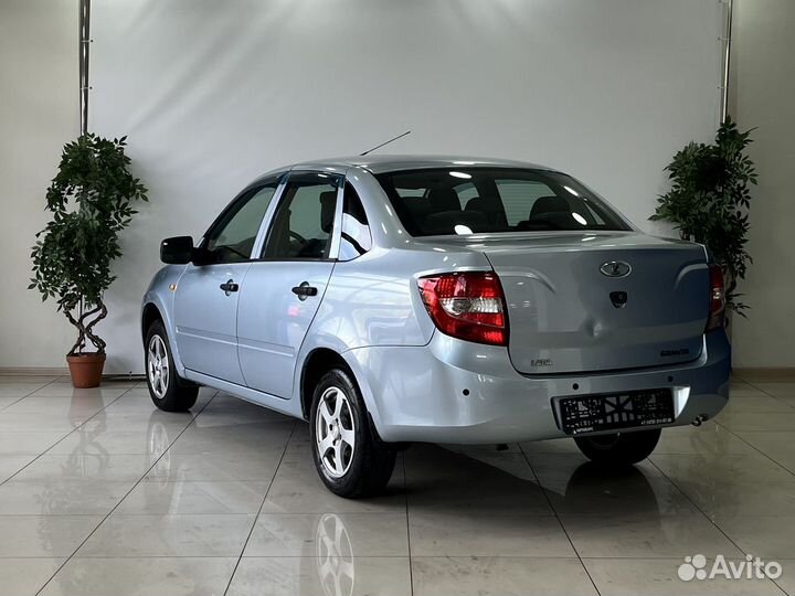 LADA Granta 1.6 AT, 2013, 66 309 км