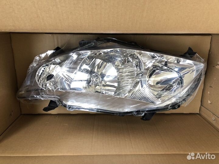 Фара toyota corolla 150