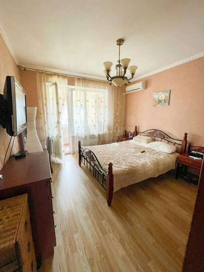 3-к. квартира, 92 м², 3/4 эт.