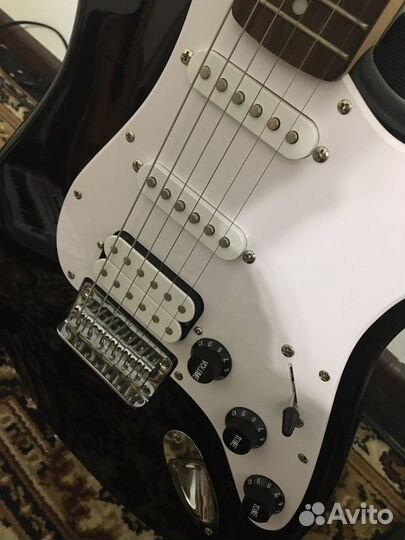 Fender squier bullet stratocaster hss