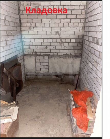 Гараж, > 30 м²