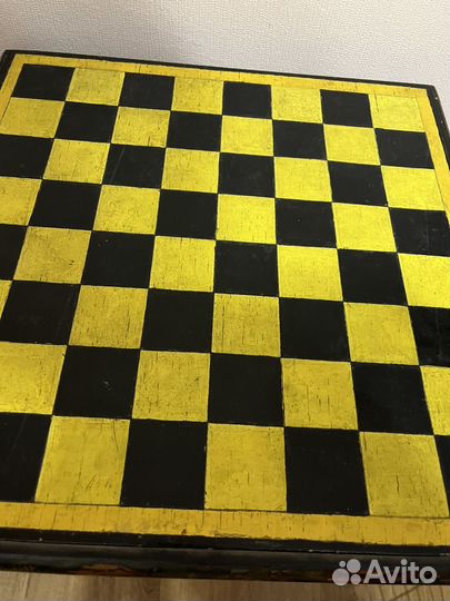 Шахматная доска ручной работы
