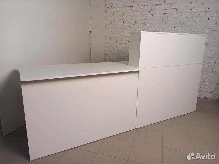 Стойка ресепшен озон