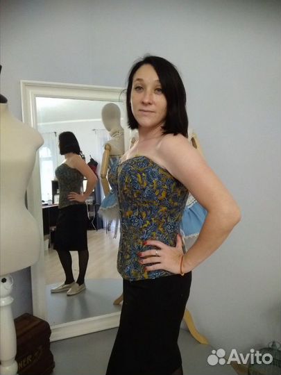 Пошив индивидуальных корсетов на заказ, ремонт оде