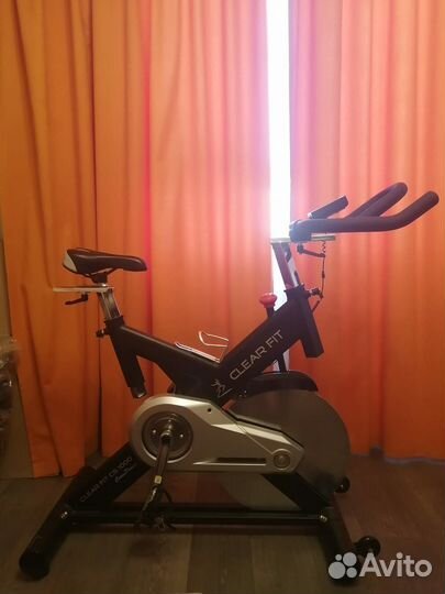 Велотренажер (спин байк)