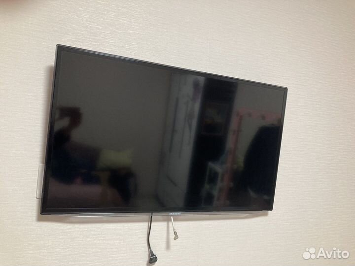 Телевизор samsung