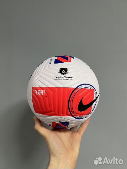 Футбольный мяч nike flight