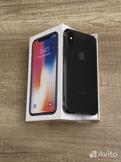 iPhone X, 64 ГБ