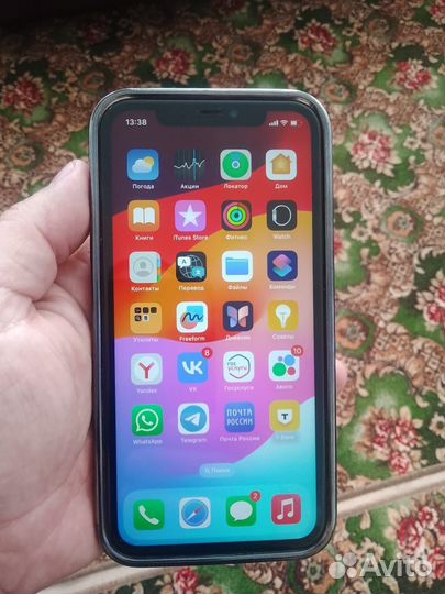 iPhone 11, 64 ГБ