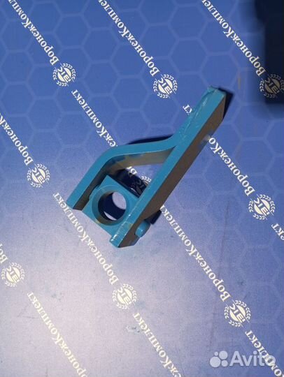 Кронштейн седла 11-038-230