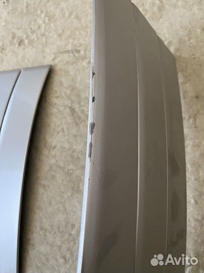 Жабры в дверь Рендж Ровер