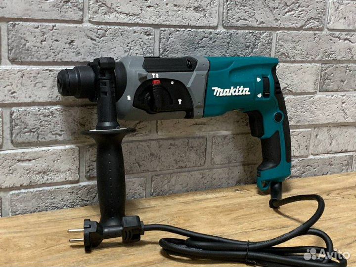 Перфоратор Makita HR2470