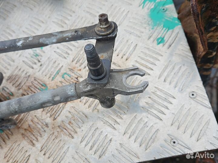 Трапеция дворников Шевроле Каптива С100 с моторчик