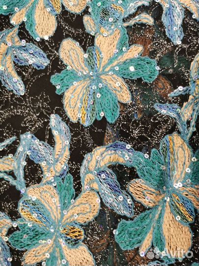 Платье с пайетками