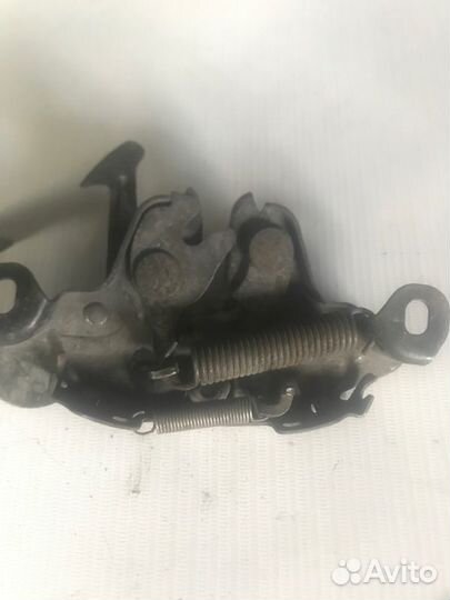 Замок капота передний Nissan Primera HP12 QR25DE