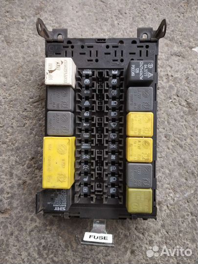 Блок предохранителей