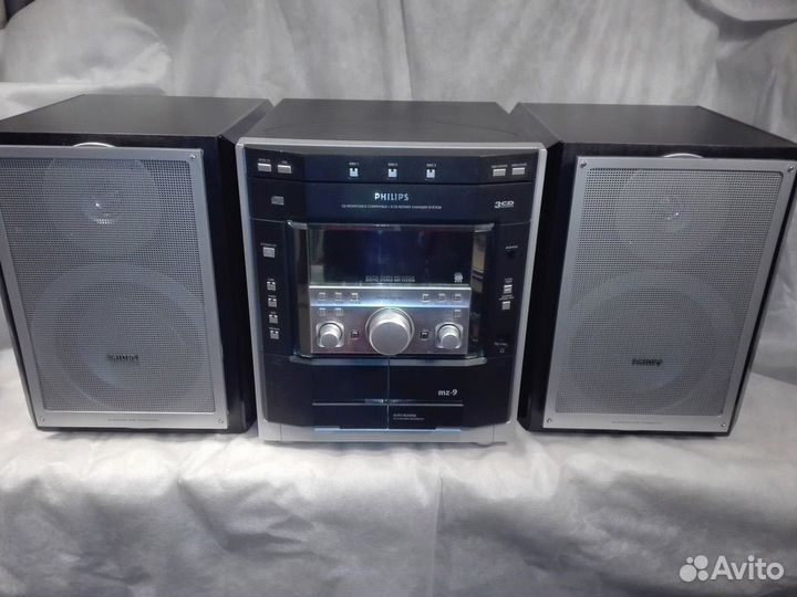 Музыкальный центр philips