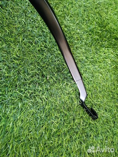 Дворник правый Toyota Camry XV50 2013