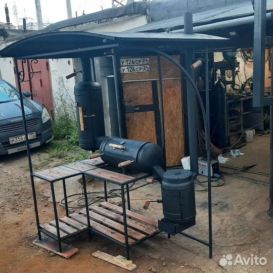 Зона для барбекю С коптельней