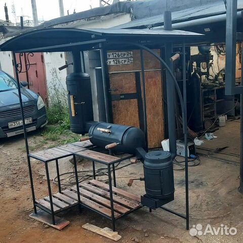 Зона для барбекю С коптельней