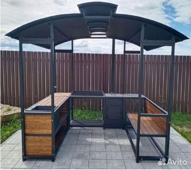 Мангал с печью под казан и крышей