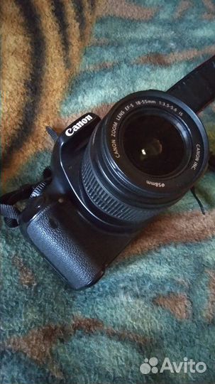 Зеркальный фотоаппарат Япония