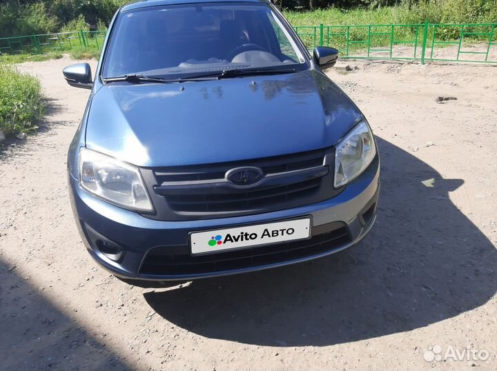 LADA Granta 1.6 МТ, 2016, 100 000 км