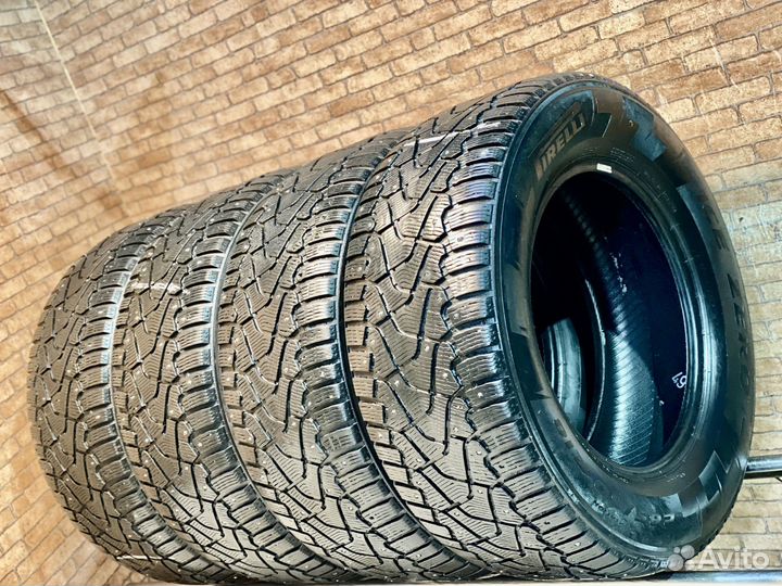 Pirelli Winter Ice Zero 285/60 R18