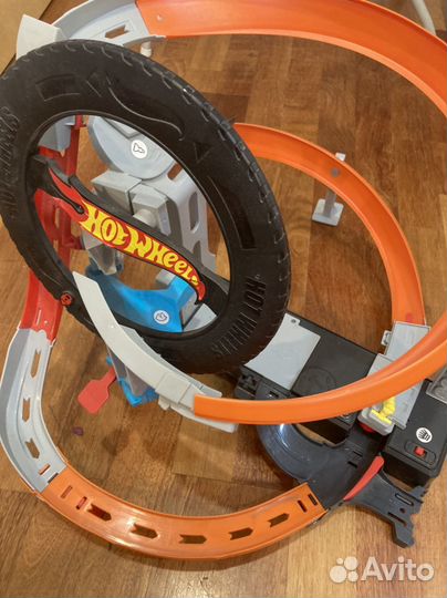 Трек hot wheels
