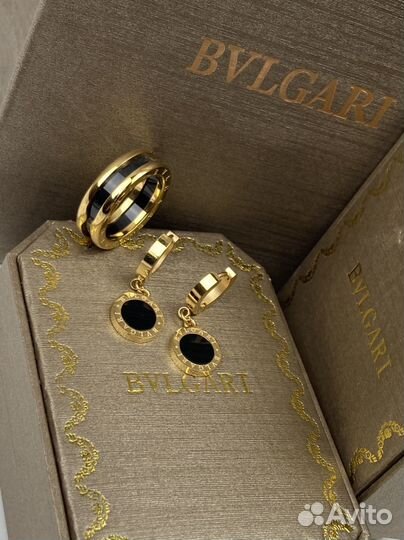 Серьги и кольцо Bvlgari lux тренд 2025