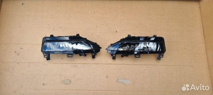 Комплект противотуманных фар передний Skoda Rapid