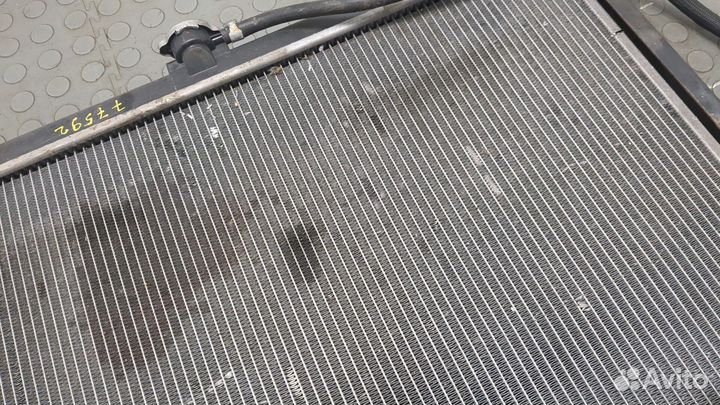 Радиатор охлаждения двигателя Nissan Navara, 2007