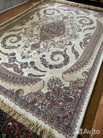 Ковры бу, шерстяные бордовые