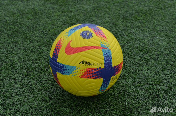 Футбольный мяч премьер-лиги 2022-2023