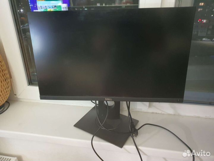 Монитор Dell p2418D