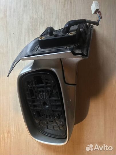 Зеркало бок. лев. без стекла Tоyota Opa