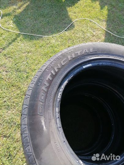 Continental CrossContact LX25 215/65 R16 98H